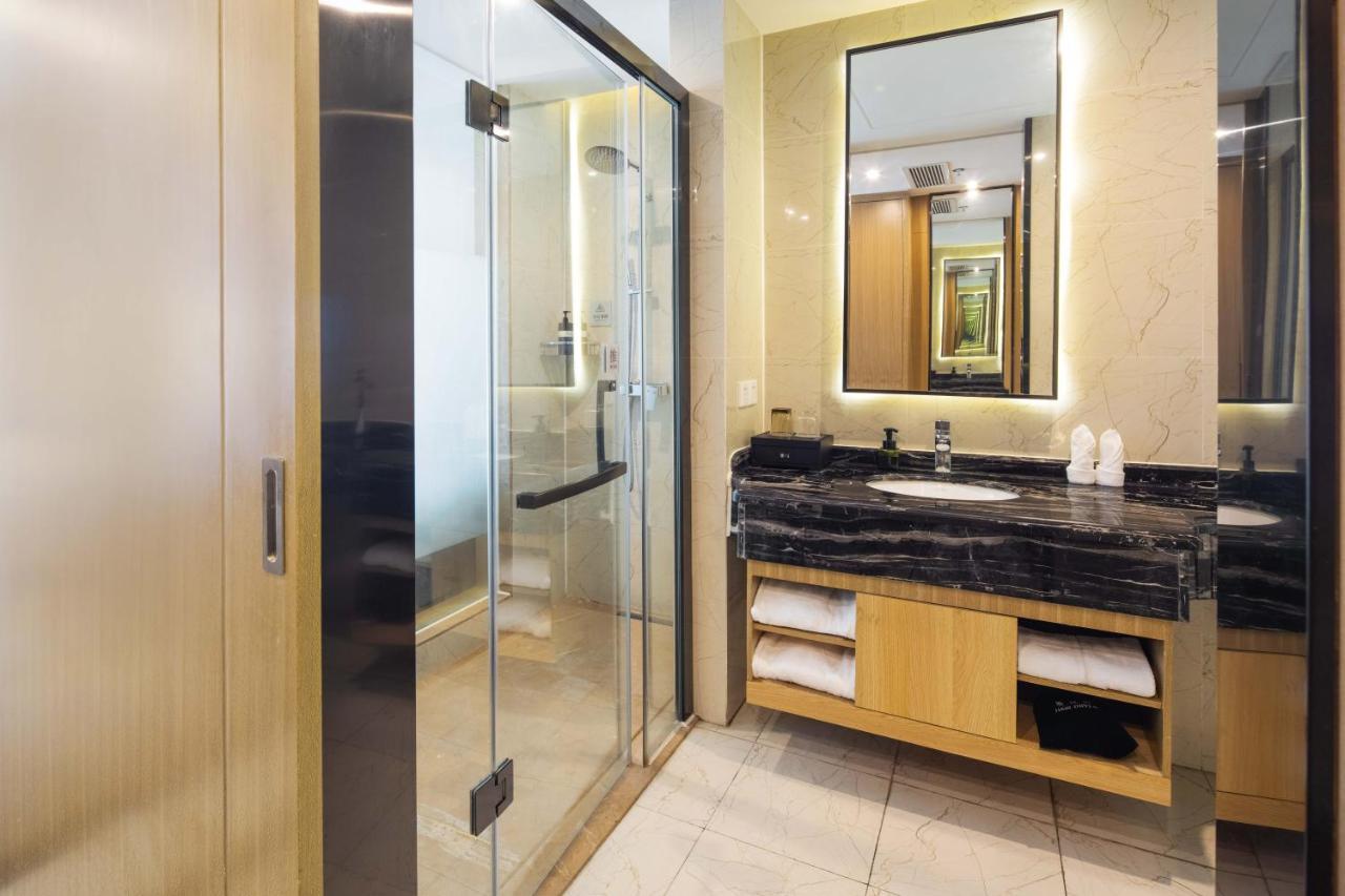 United Kingson Hotel Чэнду Экстерьер фото